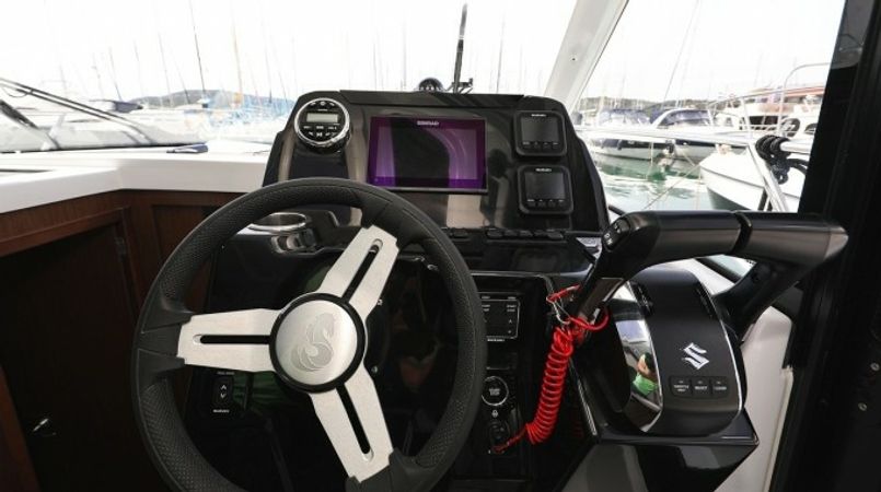 Beneteau Antares 9 | Aurora