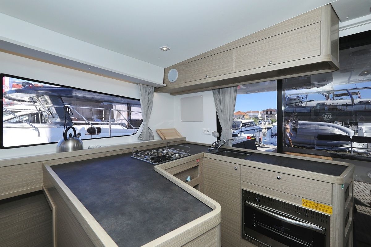 Lagoon 42 | Sail la Vie