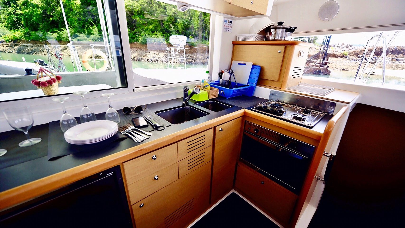 Lagoon 421 | Ms Coco