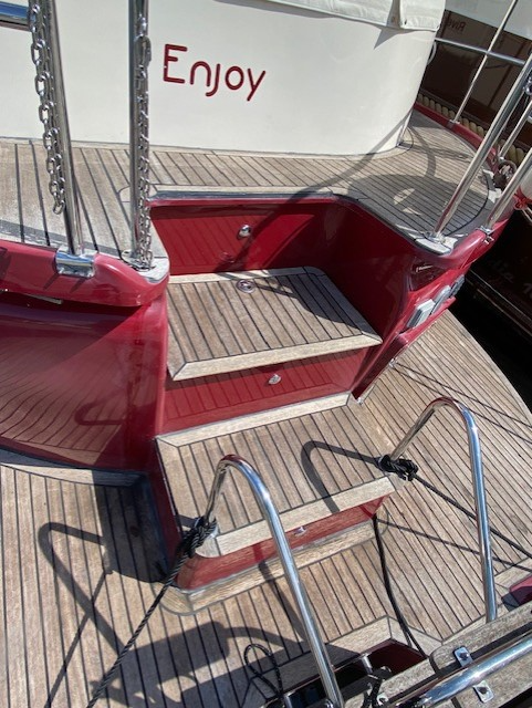 River Boat 1122 | Enjoy