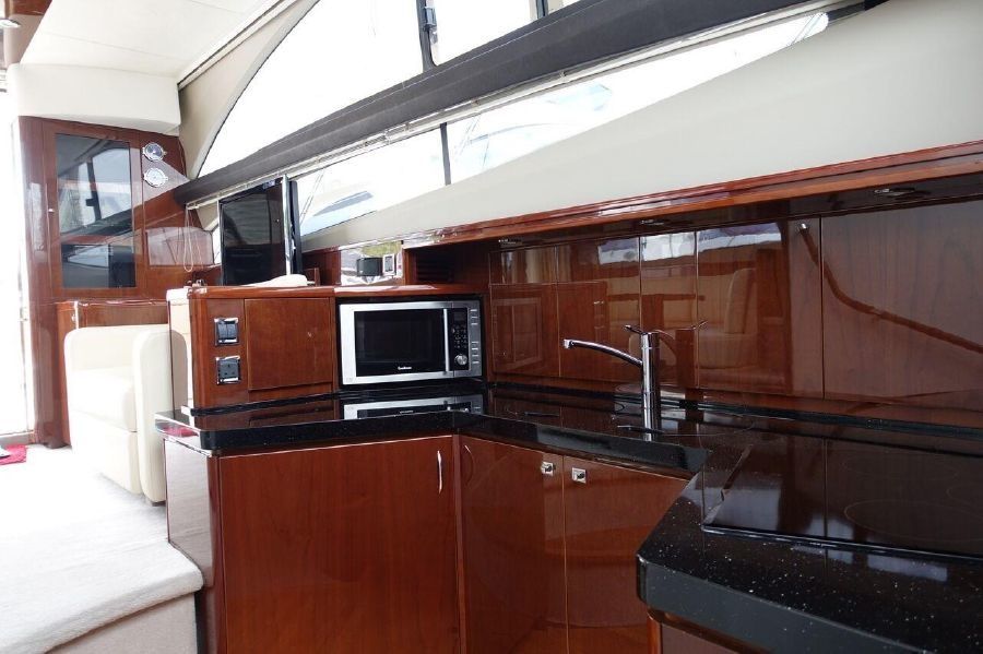 Princess 42 | The Lux