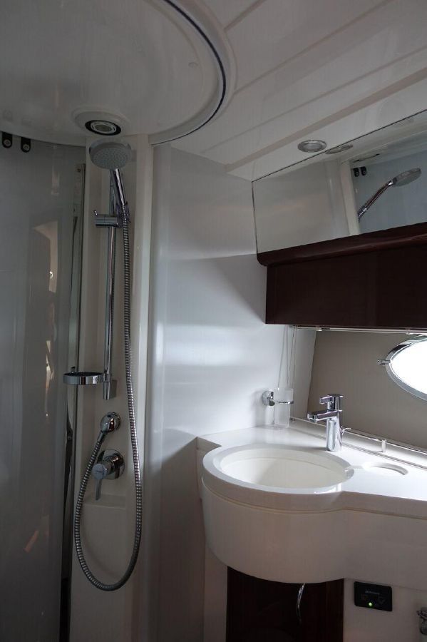 Princess 42 | The Lux