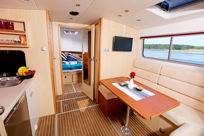 River Boat 1122 S | Charisma