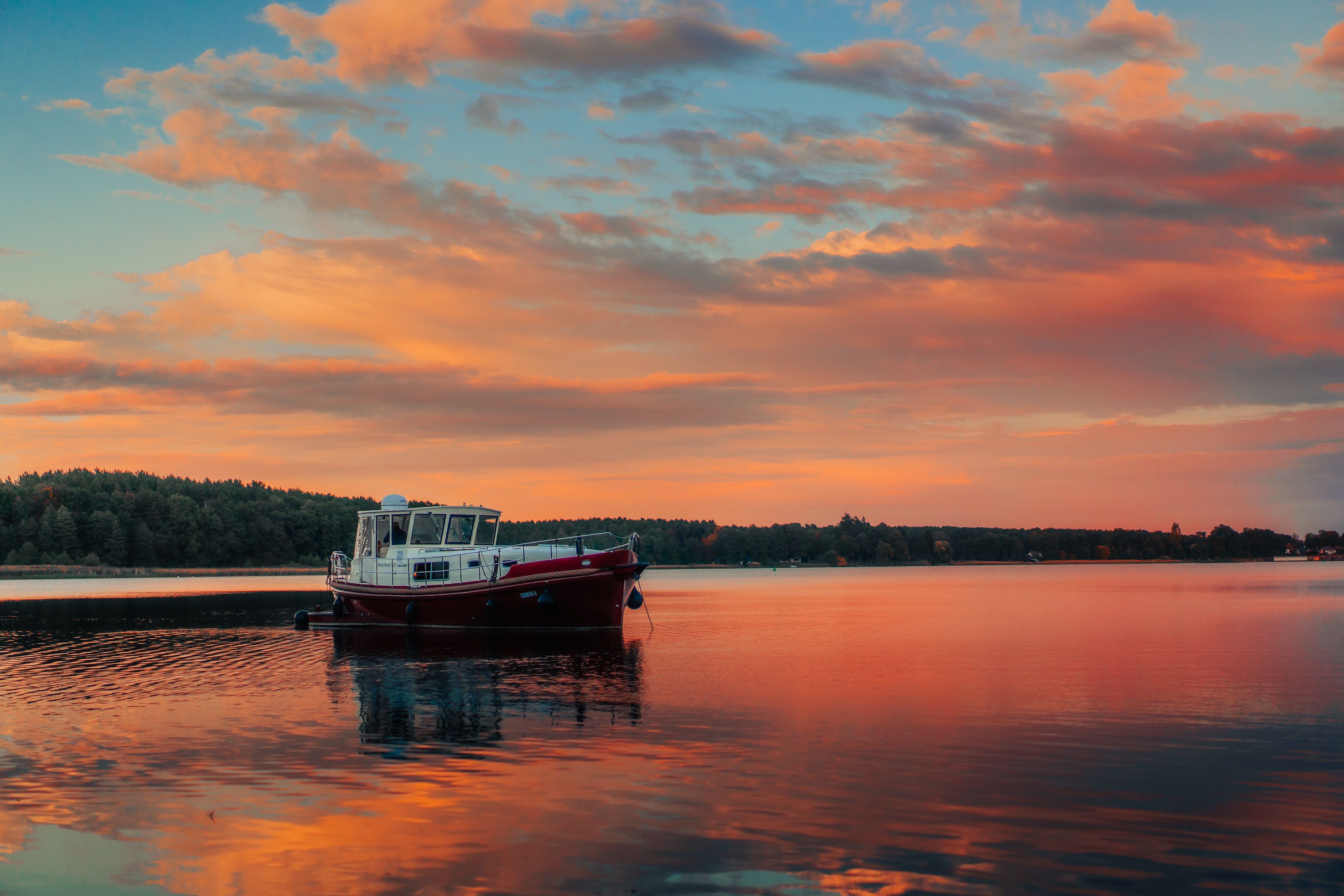 River Boat 1122 S | Charisma