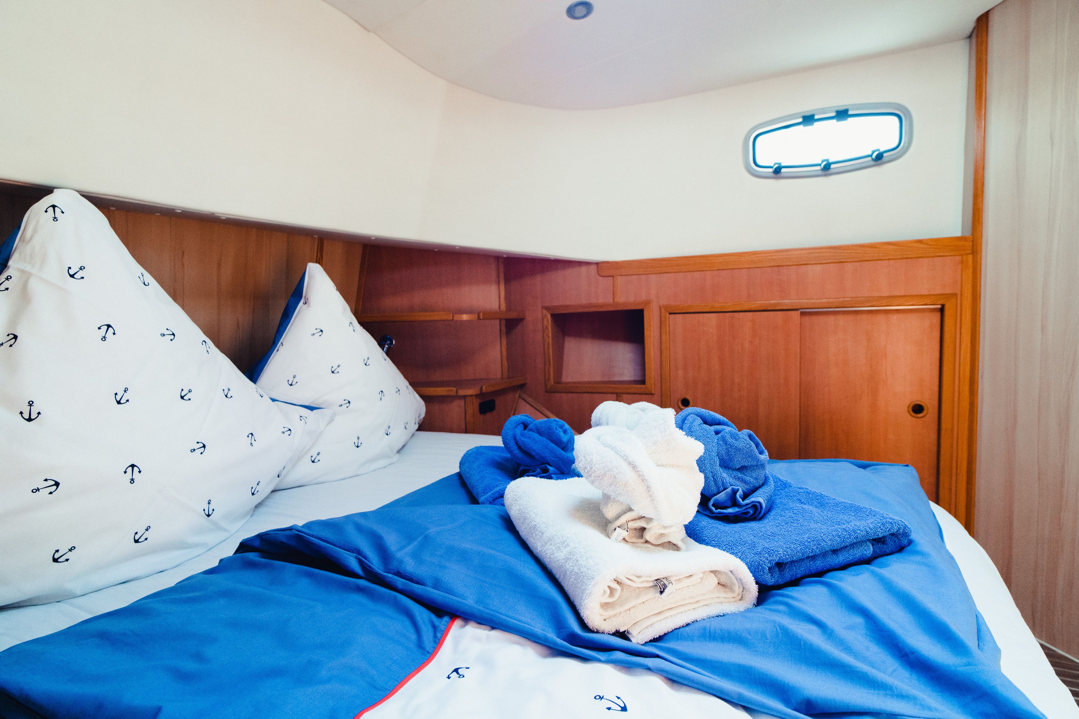 River Boat 1122 S | Charisma