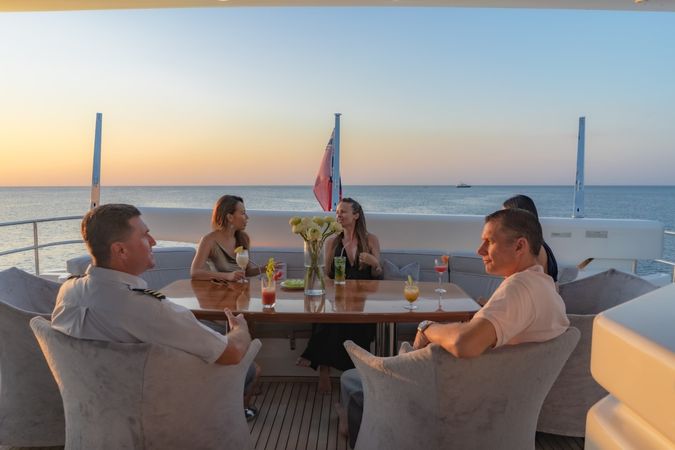 Moonen 34 | Xanadu of London