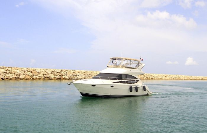 Meridian 42 | Sea Blade