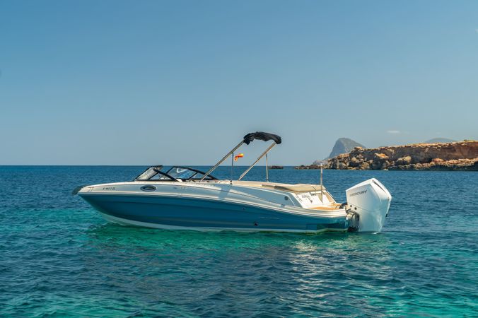 Bayliner VR6 Bowrider | Silence