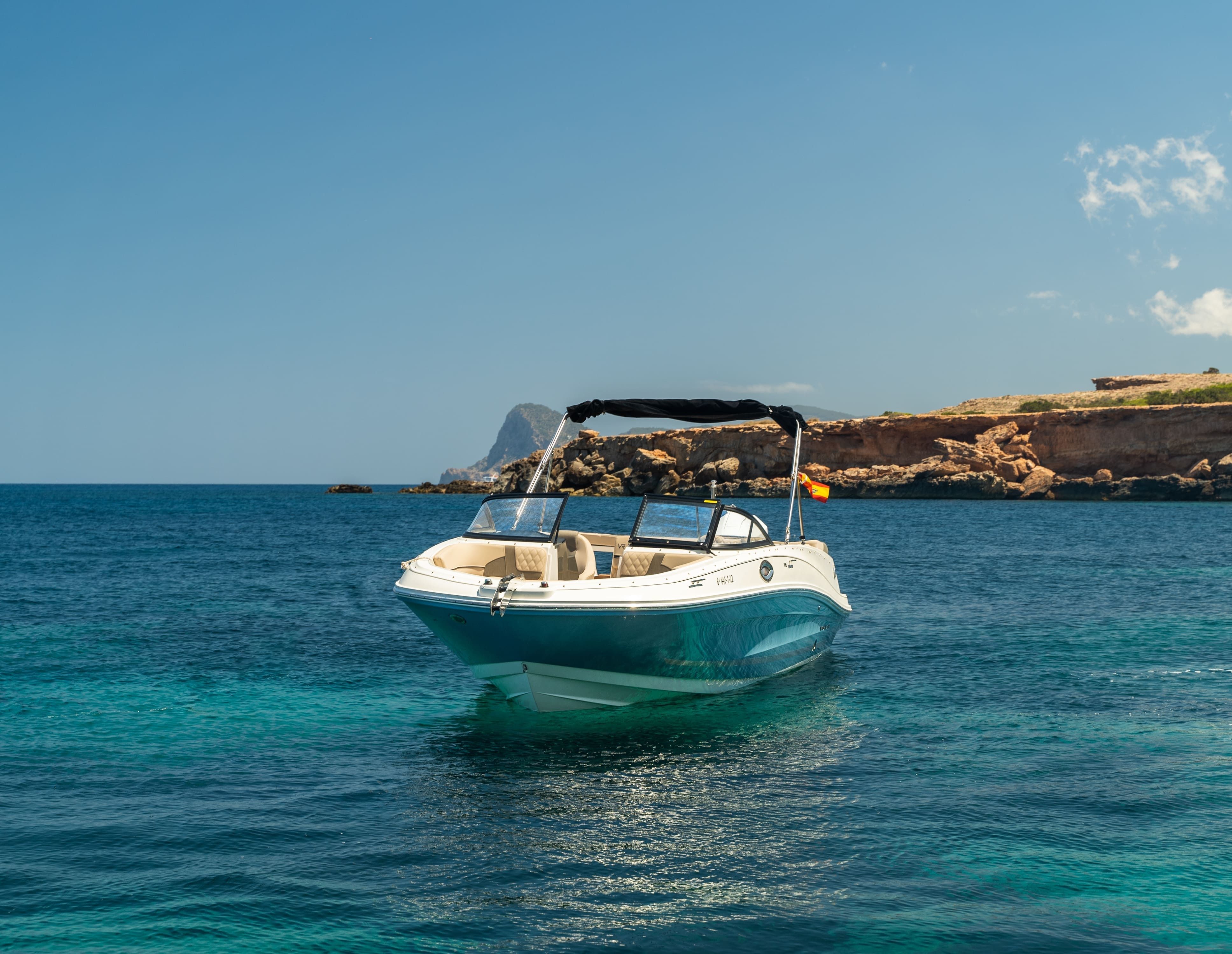 Bayliner VR6 Bowrider | Silence