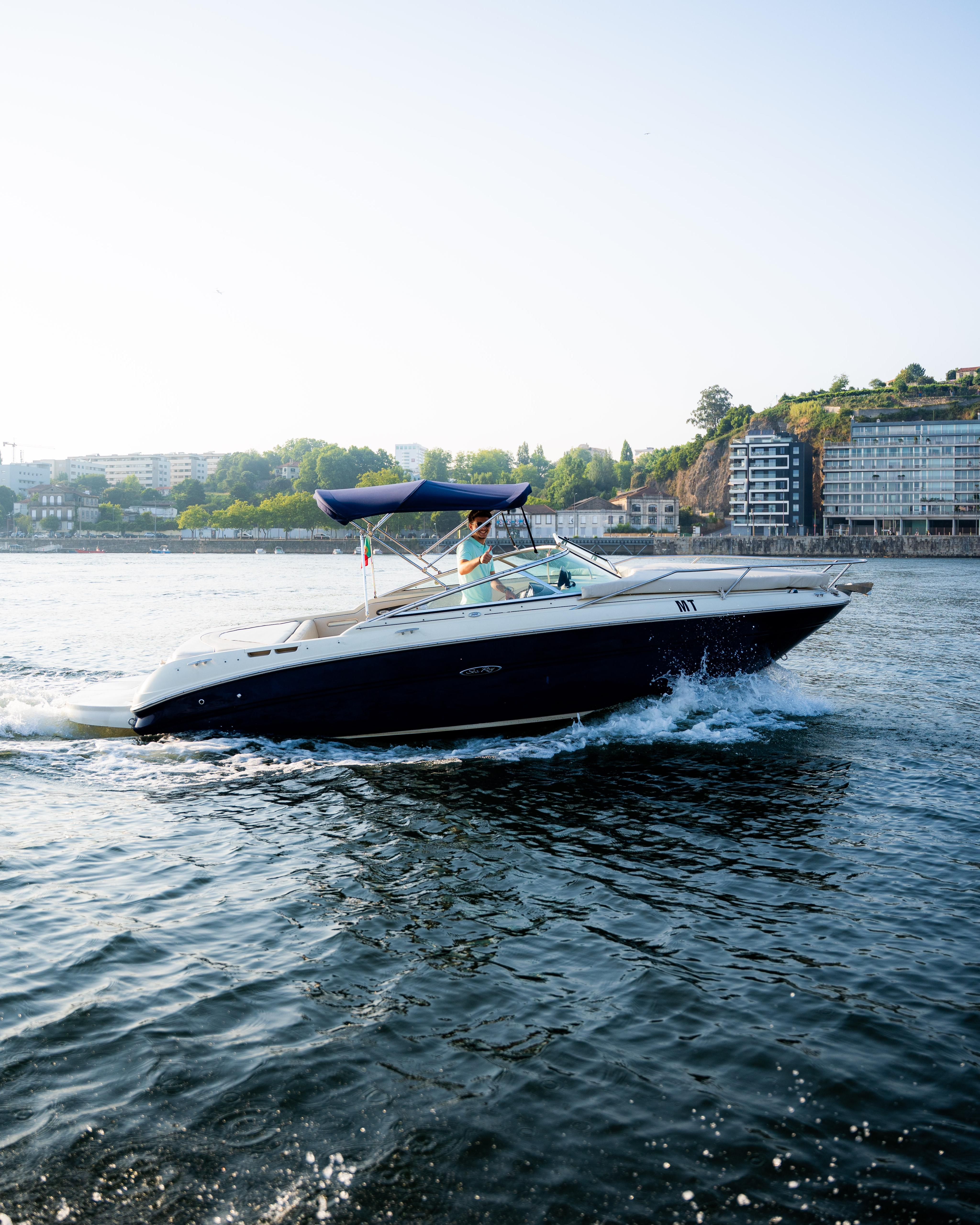 Sea Ray 220 | Giorgio