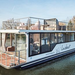 Houseboat Luxboot | Cubchen