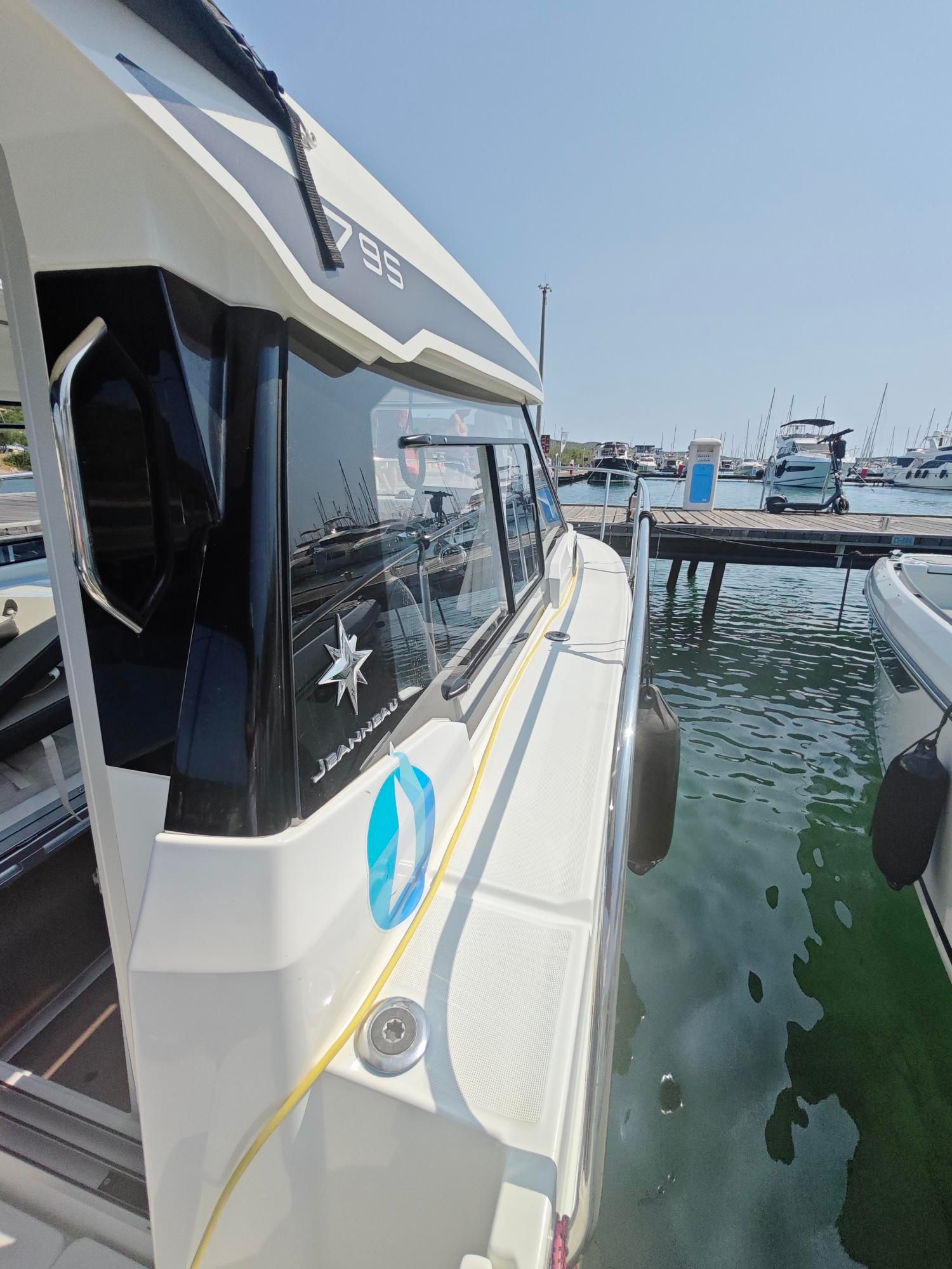 Jeanneau Merry Fisher 795 | Ares