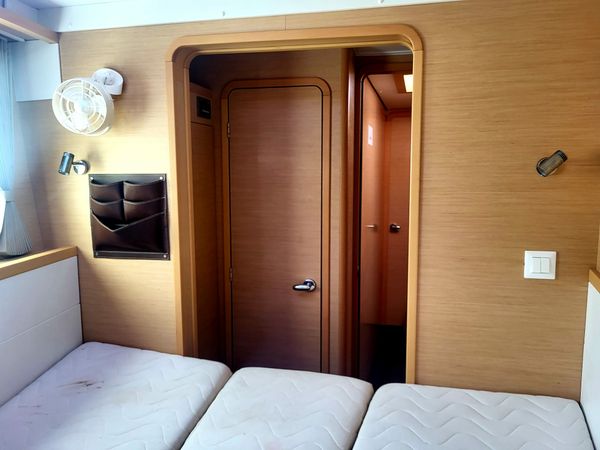 Lagoon 400 S2 | Mister Robisnon