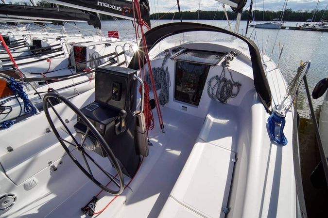 Northman Maxus 33.1 | Wyspa Gilma