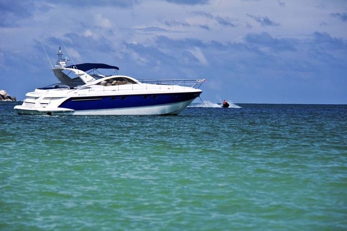 Fairline Targa 52 | Hip Horizons