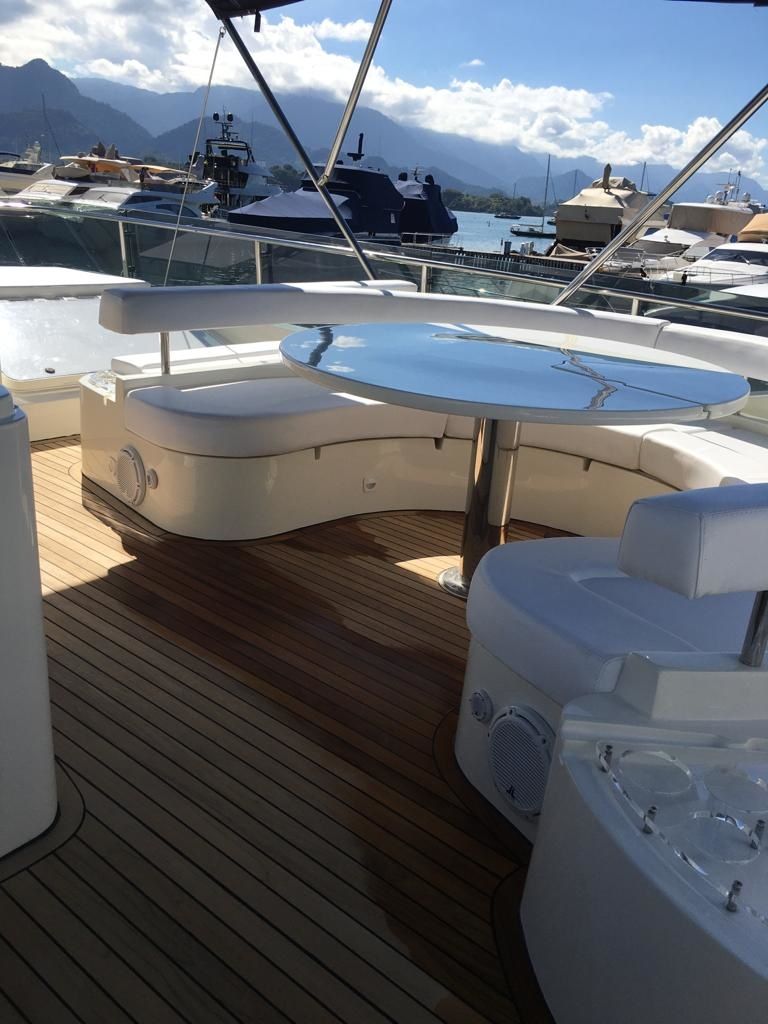 Ferretti 681 | Dona Neli