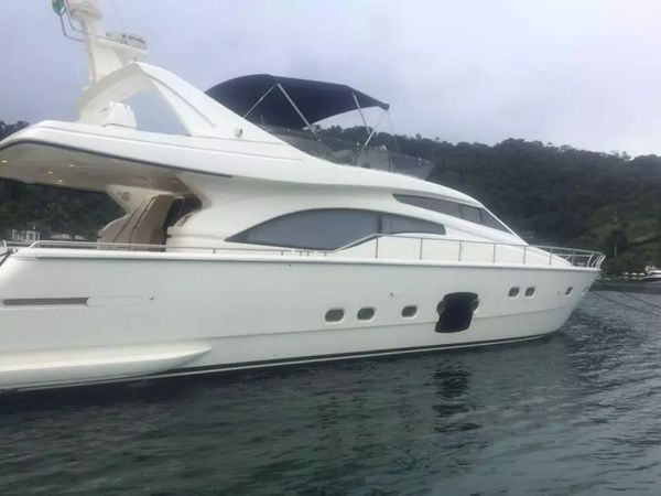 Ferretti 681 | Dona Neli