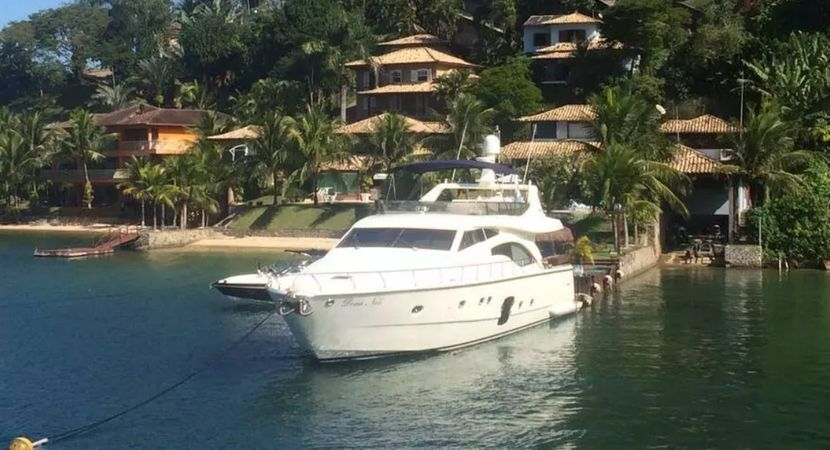 Ferretti 681 | Dona Neli