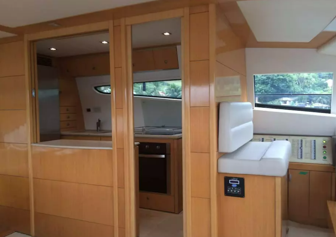 Ferretti 681 | Dona Neli