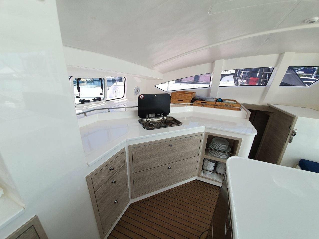 Island Spirit 410 | Kaya