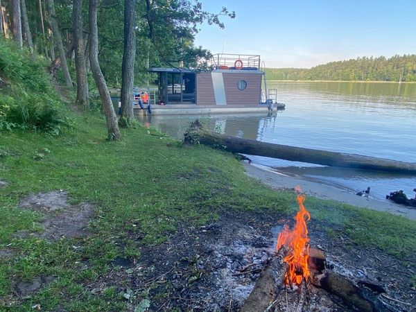 Custom Built 35 | Luna