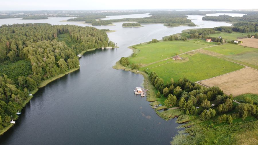 Custom Built 35 | Luna