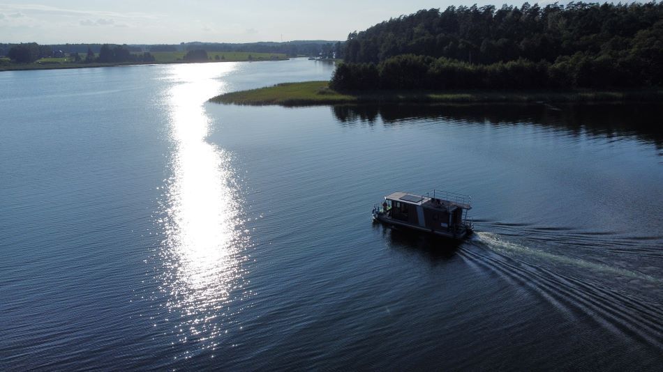 Custom Built 35 | Luna