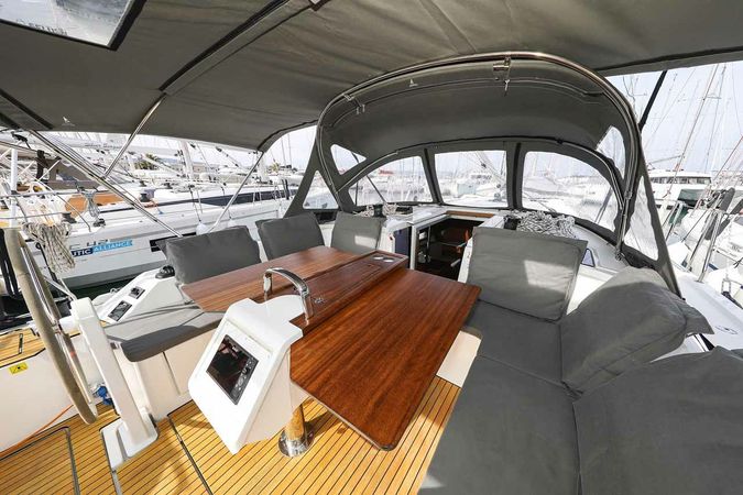 Bavaria C42 | Good Times