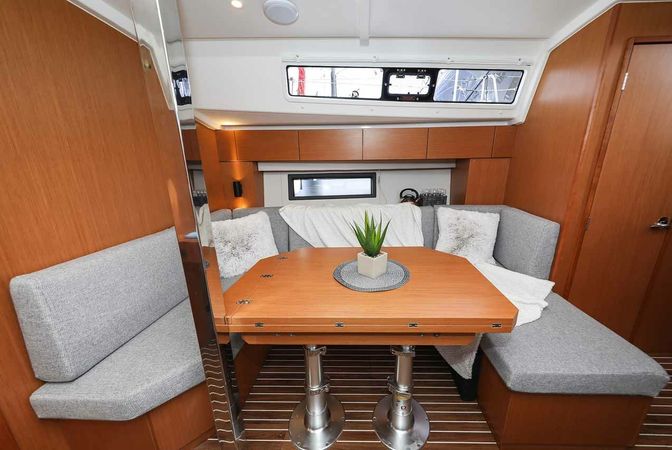 Bavaria C42 | Good Times