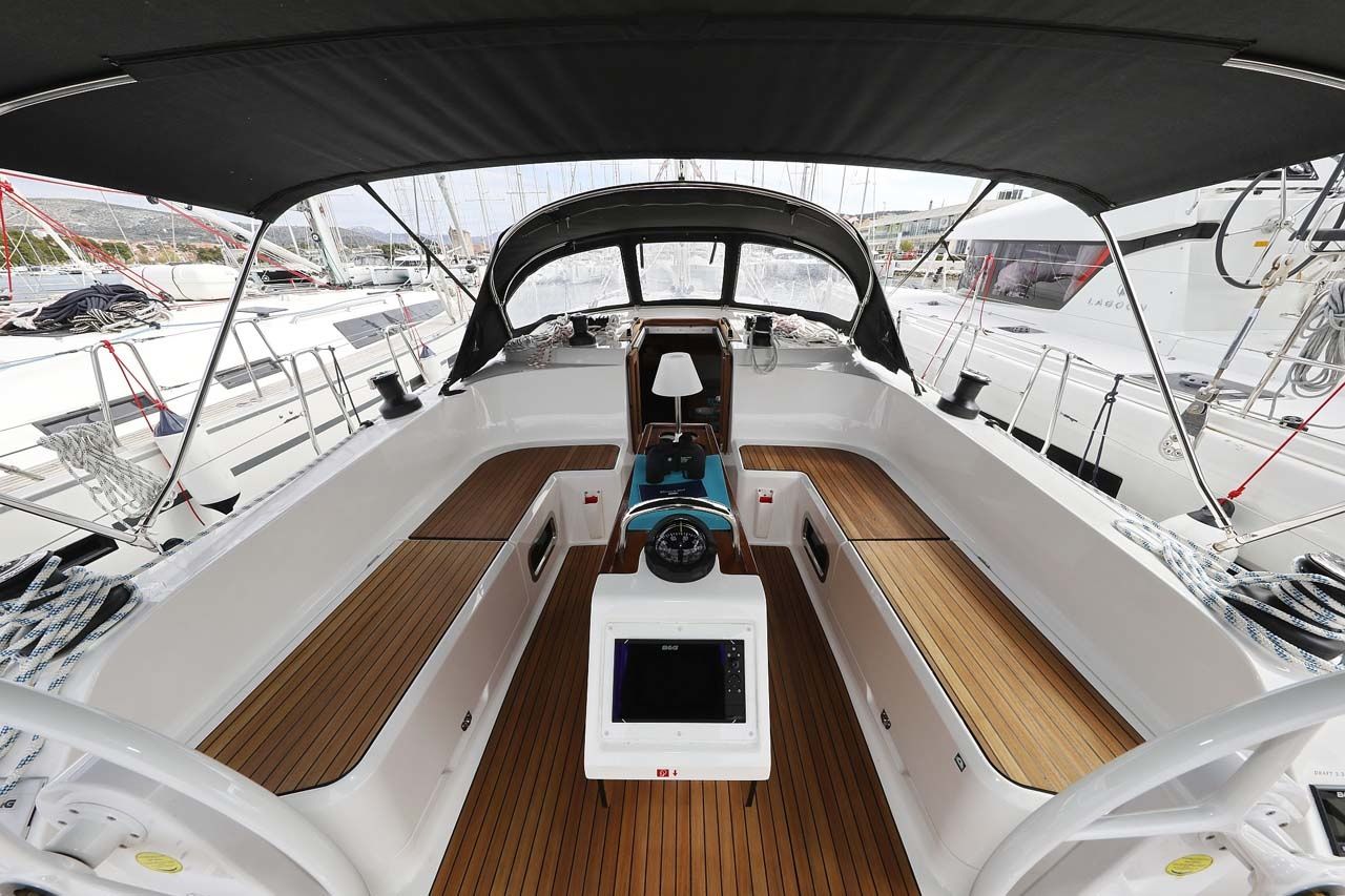Bavaria Cruiser 46 | Cala Mawa