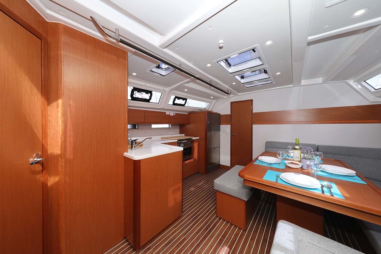 Bavaria Cruiser 46 | Cala Mawa