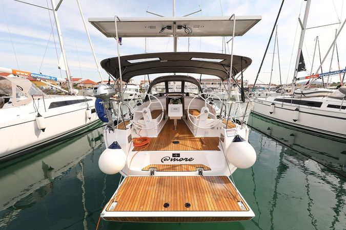 Bavaria Cruiser 37 | aMore