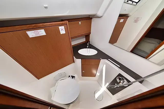 Bavaria Cruiser 46 | Borgo Erizzo