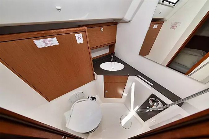 Bavaria Cruiser 46 | Borgo Erizzo