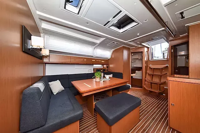 Bavaria Cruiser 46 | Borgo Erizzo