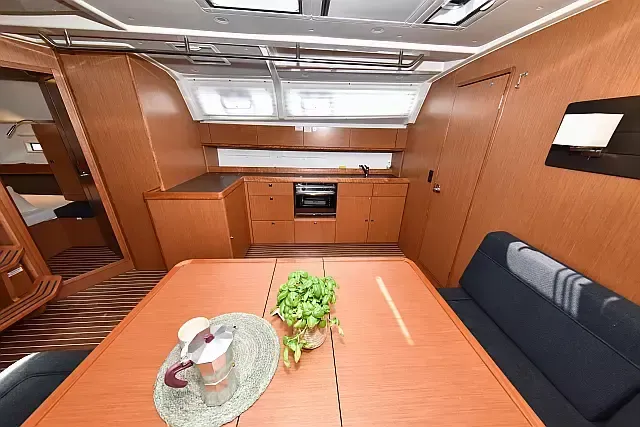 Bavaria Cruiser 46 | Borgo Erizzo