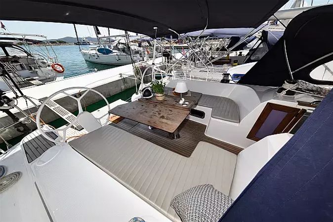 Bavaria Cruiser 46 | Borgo Erizzo