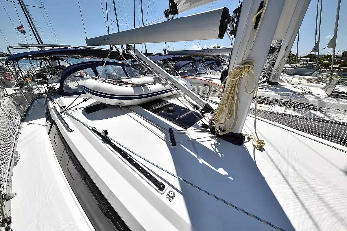 Bavaria Cruiser 46 | Borgo Erizzo