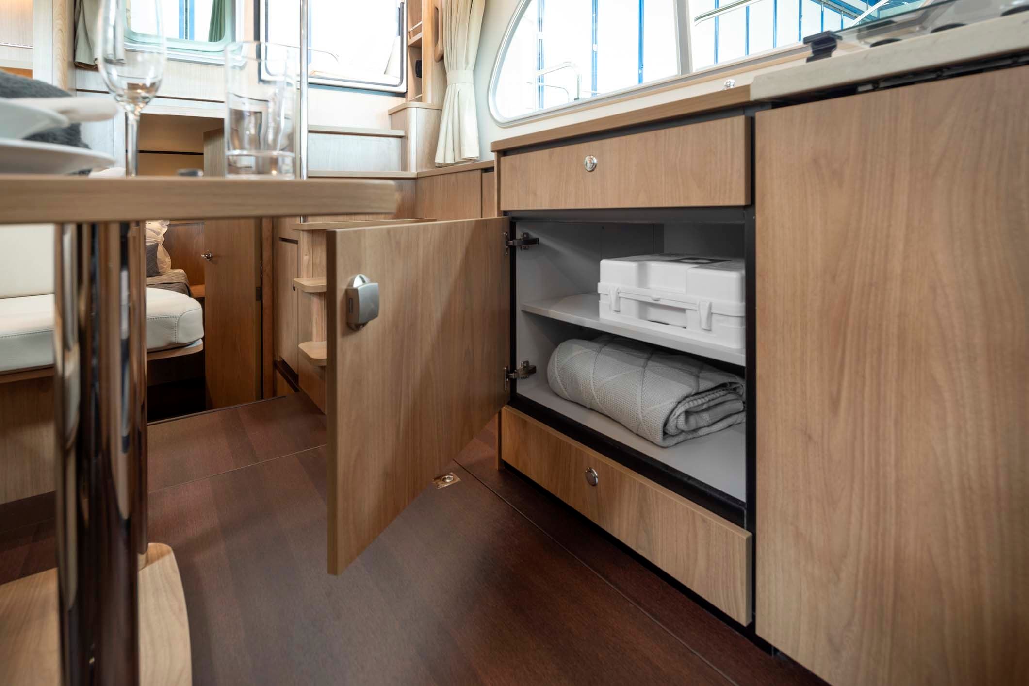 Linssen GS 35.0 AC | Ella