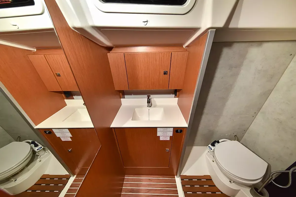 Bavaria C38 | Seka 6