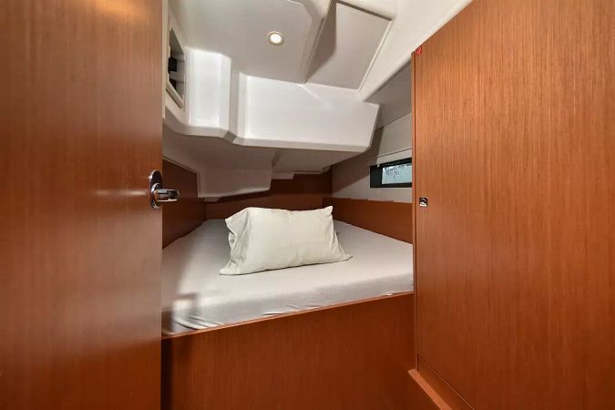 Bavaria C38 | Seka 6