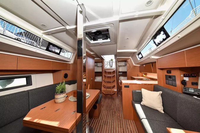 Bavaria C38 | Seka 6