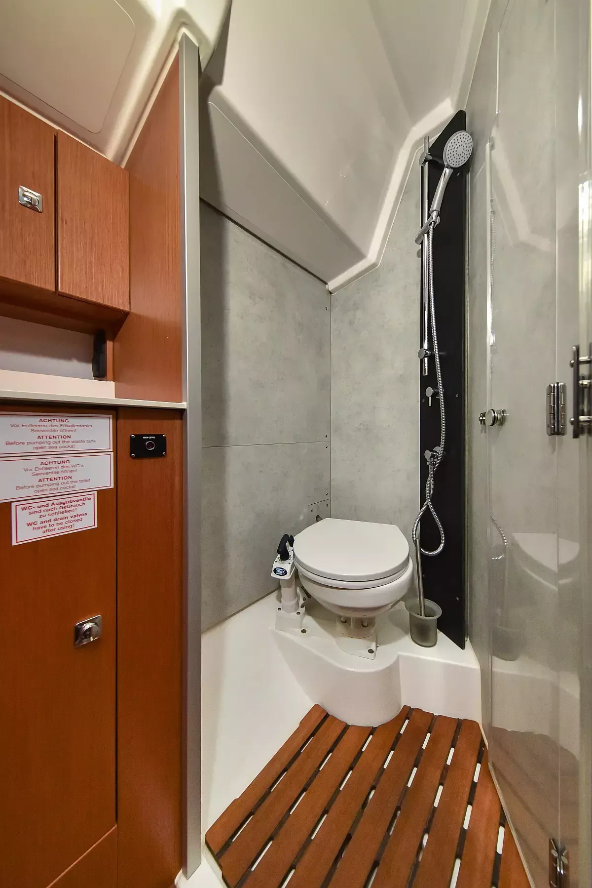 Bavaria C38 | Seka 6