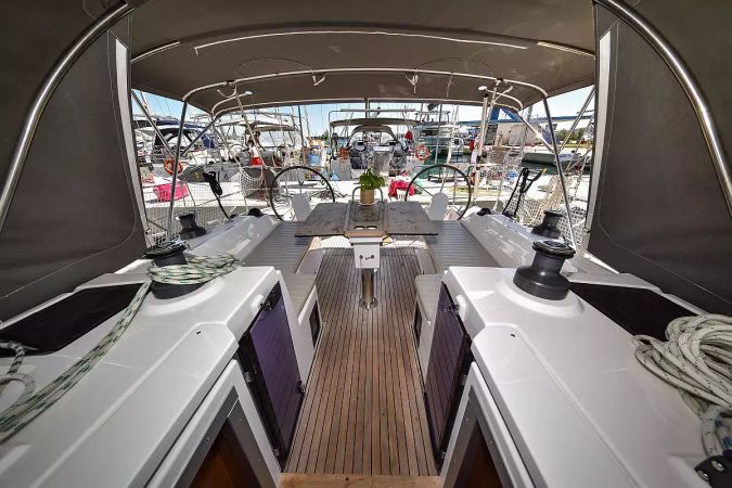 Bavaria C38 | Seka 6