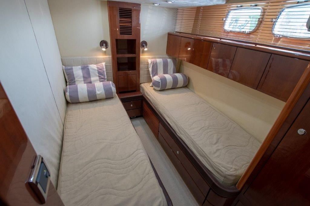 Fairline Squadron 74 | Happy Dream