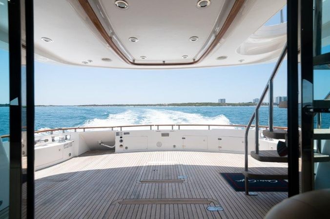 Fairline Squadron 74 | Happy Dream
