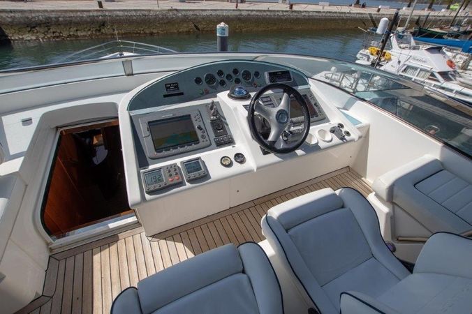 Fairline Squadron 74 | Happy Dream