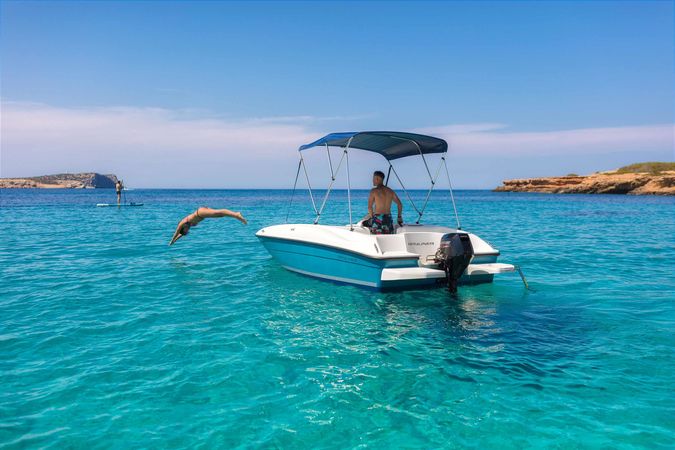 Bayliner Element | Elena