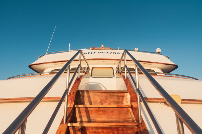 Custom Built Yacht | Domenica