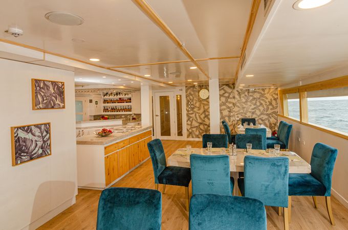 Custom Built Yacht | Domenica